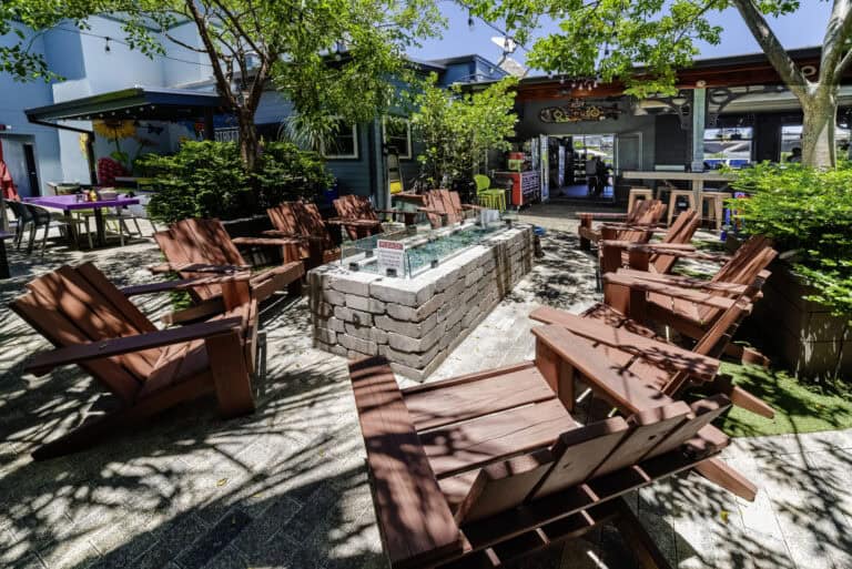 4th-Street-Filling-Station-Waiting