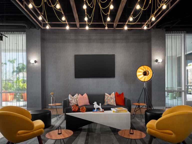 Aloft-Lobby-Common-Area-2