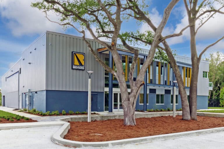 Bragg-CompaniesExterioe-1