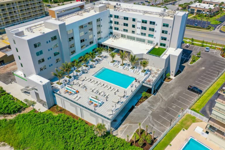 Element-Hotel-Melbourne-Exterior-4