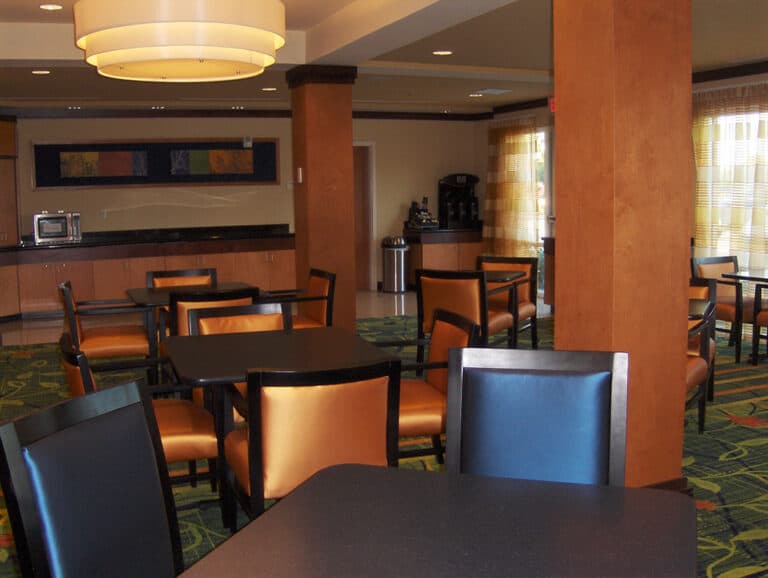 Fairlfield-Inn-Suites-West-Melbourne-Lobby