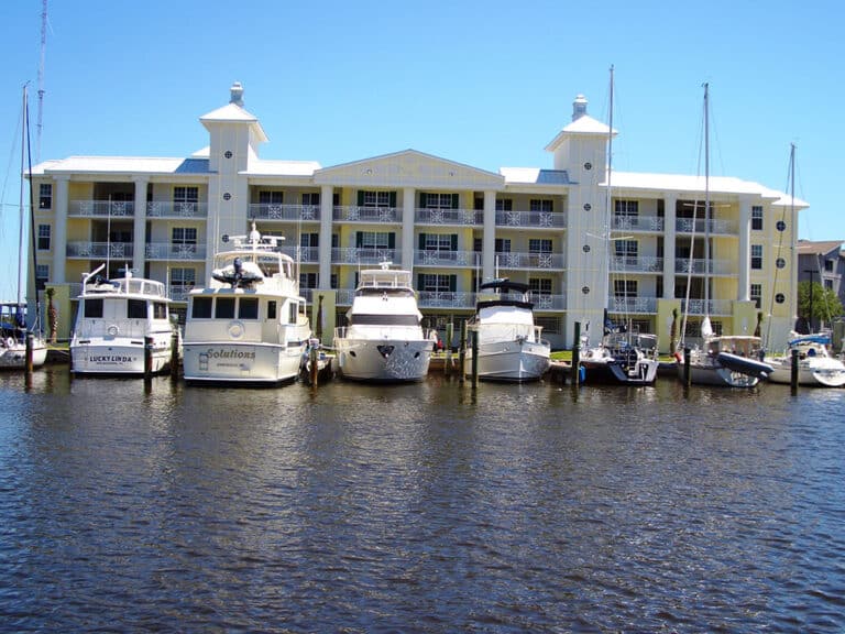 Manatee-Pointe-Luxury-Condominiums-Exterior-Boat-Slip