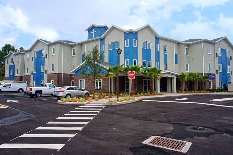 Newman-Catholic-Student-Housing-UNF-Exterior