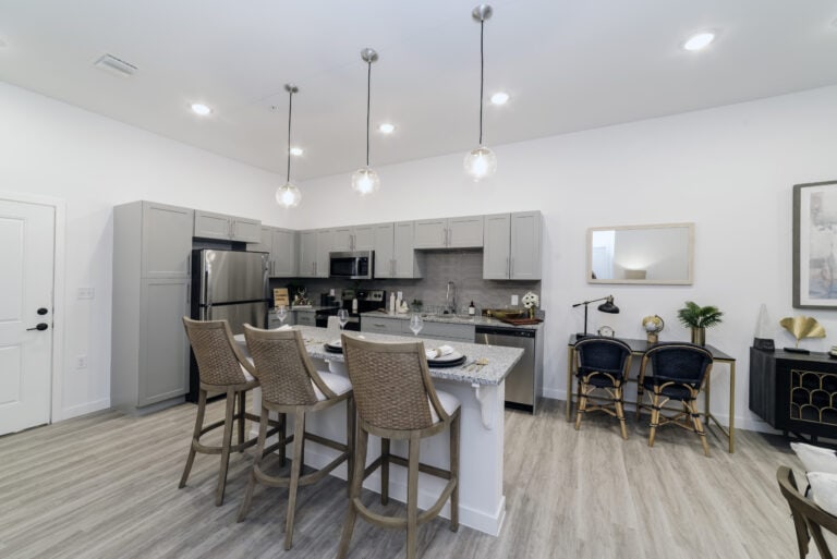 Parasol,-Melbourne-Unit1Kitchen