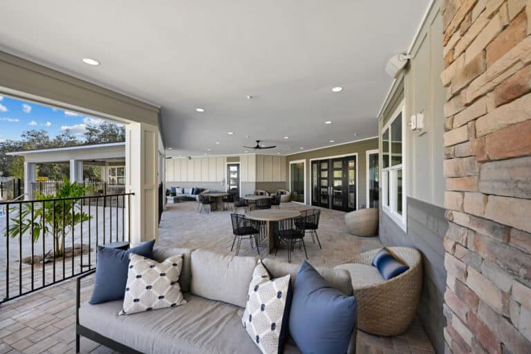 Solamar-Apartment-Kissimmee-pool-deck