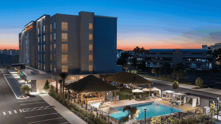 Hilton Garden Inn Hotel – Cape Canaveral, FL - 2