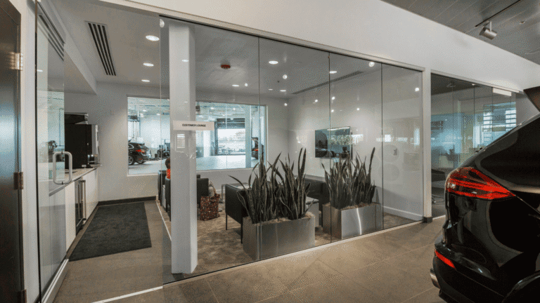 Porsche of Melbourne Dealership – Melbourne, FL - 4